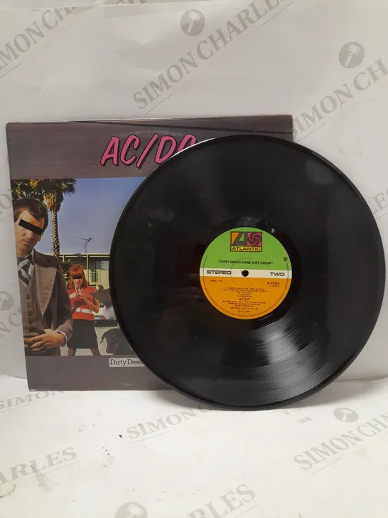 AC/DC – DIRTY DEEDS DONE DIRT CHEAP VINYL 1976