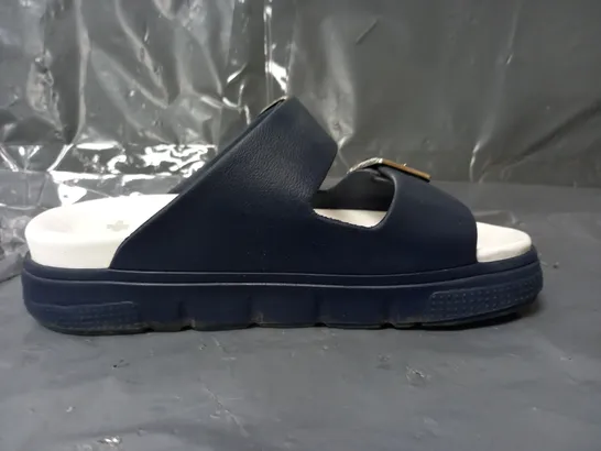 RIEKER ANTI STRESS BUCKLE SLIDERS BLUE SIZE MEDIUM 38-39