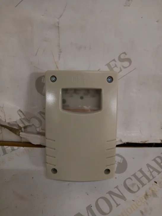 10A OUTDOOR RATED WALL MOUNTED PHOTOCELL