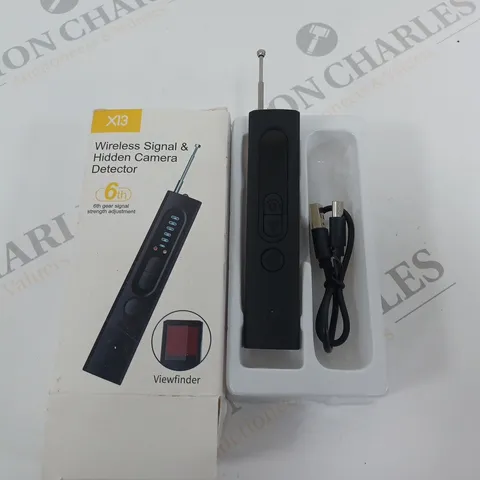 X13 WIRELESS SIGNALAND HIDDEN CAMERA DETECTOR