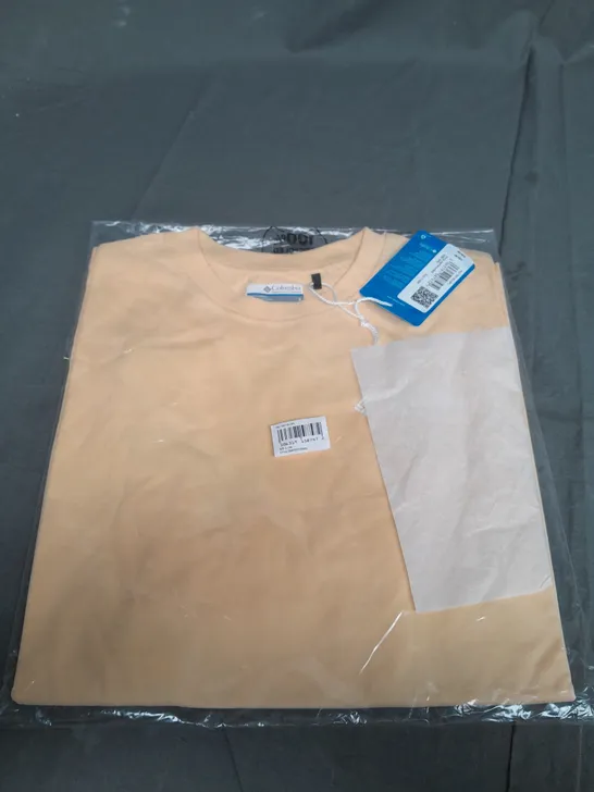 SEALED COLUMBIA HILL TEE IN YELLOW - SMALL