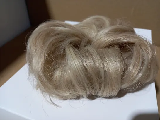 EASILOCKS POWER SCRUNCHIE MALIBU BLONDE