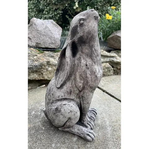 BOXED JAVAN STONE GARDEN MOON GAZING HARE