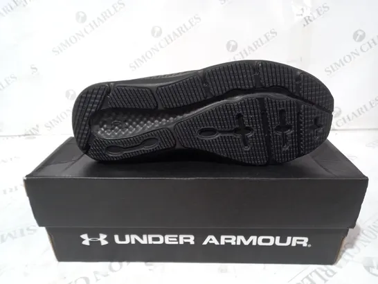 UNDER ARMOUR UAW CHARGED PURSUIT 3 SIZE 7