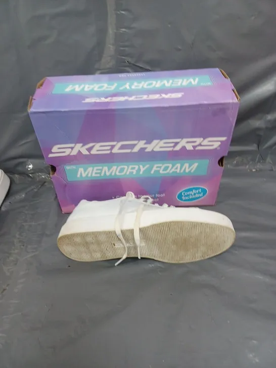 BOXED PAIR OF SKETCHERS MEMORY FOAM CLASSIC EDEN WHITE SNEAKER SIZE 4 1/2 