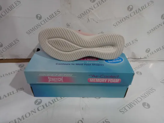 BOXED PAIR OF SKECHERS STRETCH FIT ULTRA FLEX 3.0 SHOES ROSE UK SIZE 7