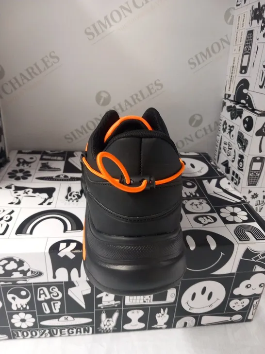 BRAND NEW BOXED PAIR OF KOI UNION ORANGE MEN'S VECTOR TRAINERS SIZE 8