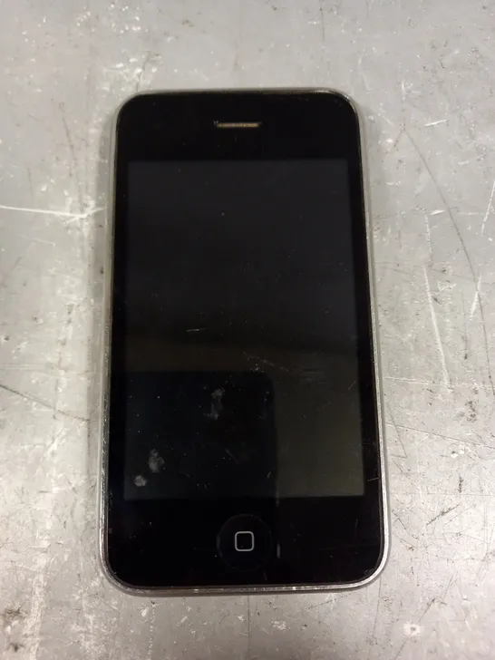 APPLE IPHONE 3 SMARTPHONE 