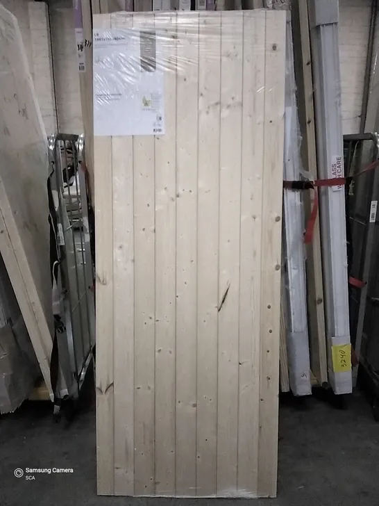 1982MM X 762MM NORDIC SOFTWOOD LEDGED AND BRACED INTERIOR DOOR