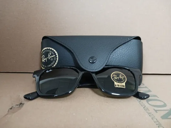 RAY BAN SQUARED SUNGLASSES 