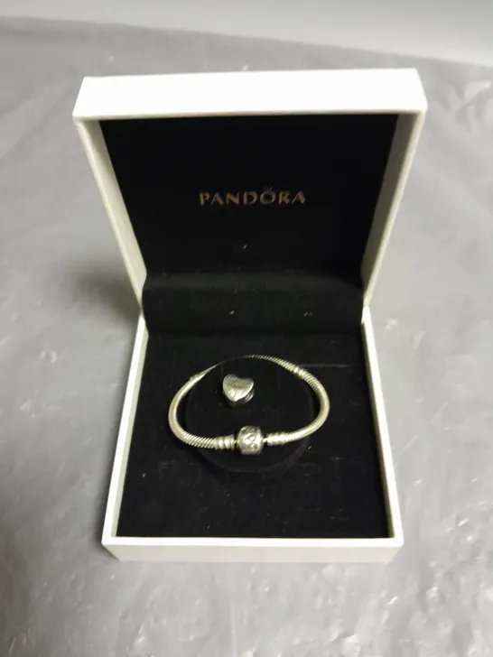 BOXED PANDORA BRACELET WITH GRAND DAUGHTER CHARM