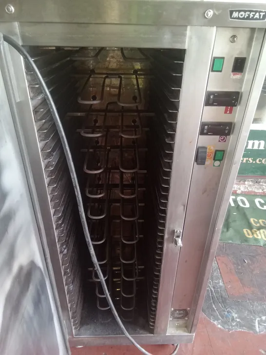 MOFFAT COMMERCIAL TRAY OVEN