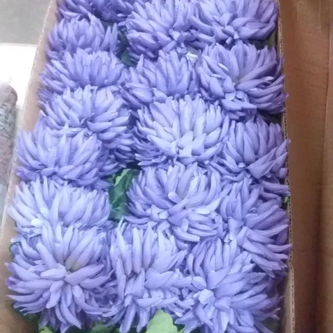 BOX OF 36 BRAND NEW SIGNATURE 65CM SINGLE MUM SPRAY W/3 LEAVES - PURPLE SILK FLOWERS