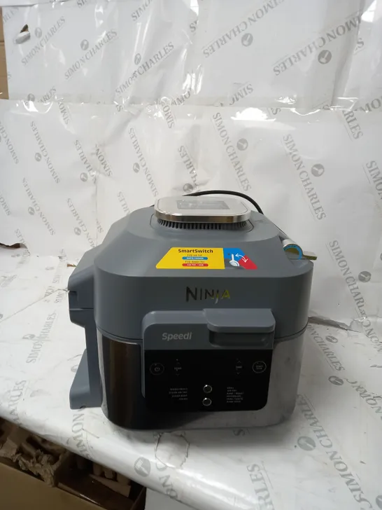 BOXED NINJA SPEEDI 10-IN-1 5.7L RAPID-COOKER & AIR FRYER ON400UK