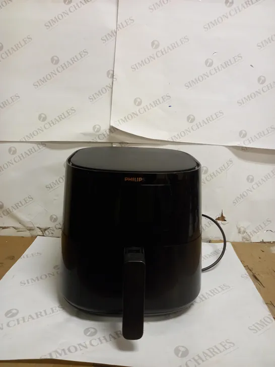 PHILIPS AIRFRYER ESSENTIAL XL LOW FAT FRYER