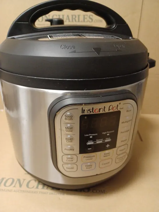 INSTANT POT DUO SMART PRESSURE COOKER