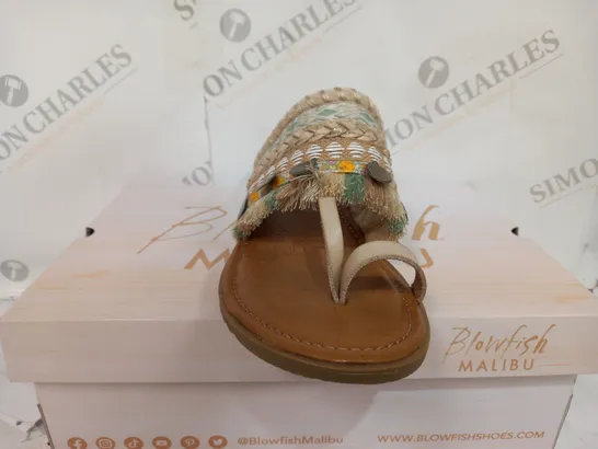 BLOWFISH MALIBU OPEN TOE SANDALS - SIZE 6