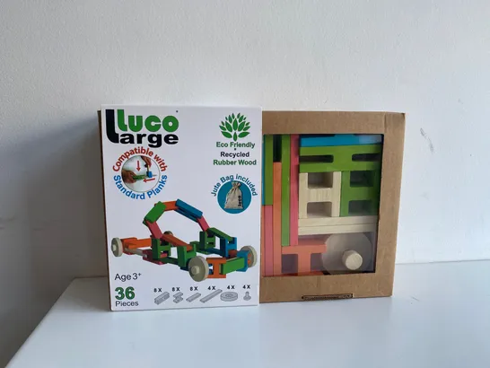 BRAND NEW BOXED LUCO LARGE 36 PIECE PLAY SET 