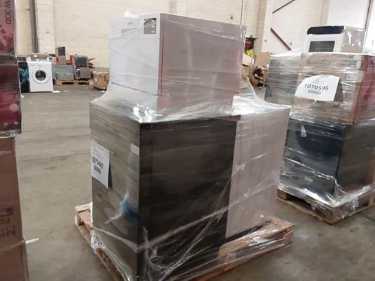 PALLET OF APPROXIMATELY 4 UNPROCESSED RAW RETURN WHITE GOODS AND AIR CONDITIONING TO INCLUDE;