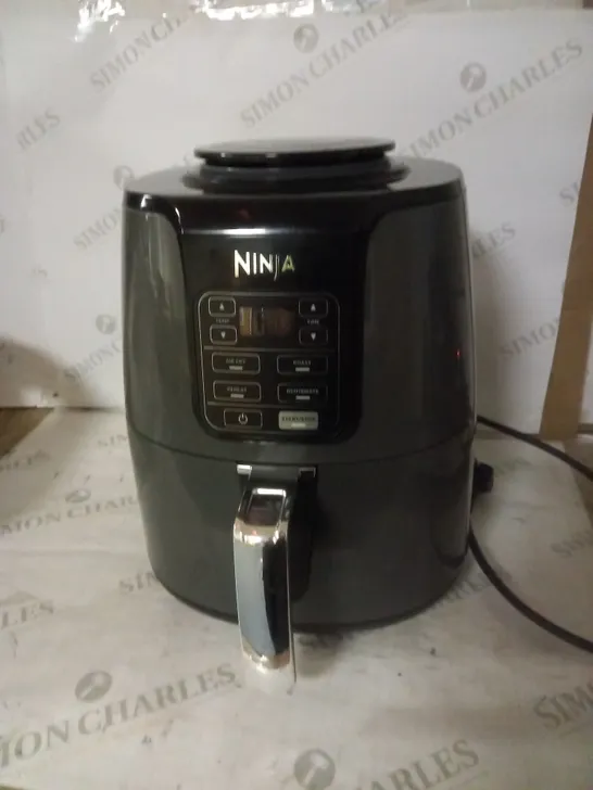 NINJA AIR FRYER 3.8L AF100UK