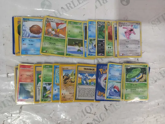 LOT OF ASSORTED COLLECTIBLE POKÉMON TRADING CARDS