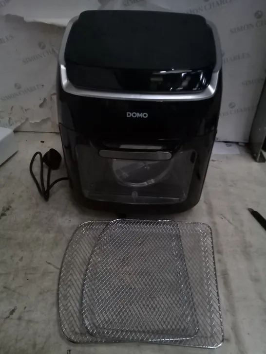 BOXED DOMO DELI AIR FRYER MULTIFUNCTION OVEN