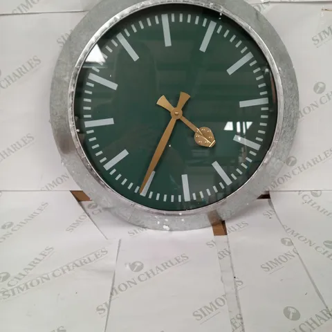 LARGE OUTDOOR GALVANISED STEEL CLOCK - GREEN FACE