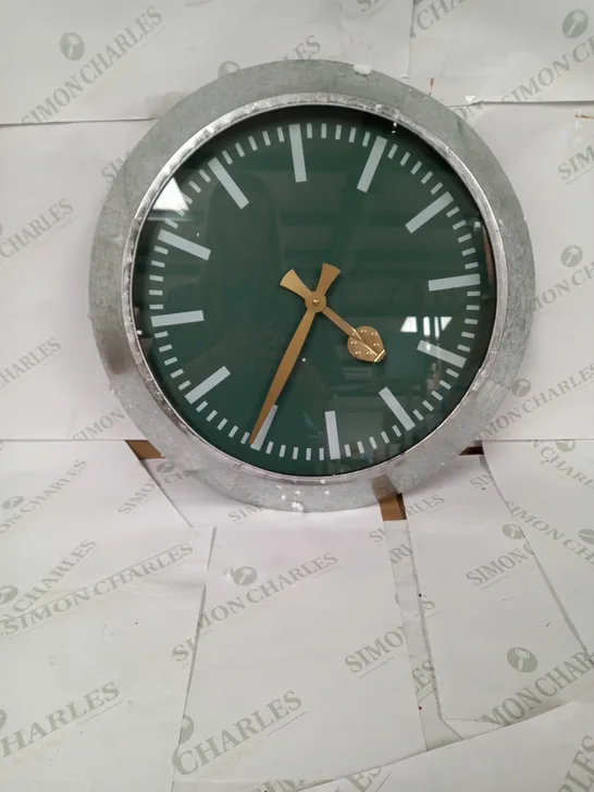 LARGE OUTDOOR GALVANISED STEEL CLOCK - GREEN FACE