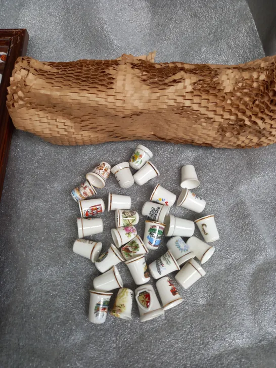 LARGE QUANTITY OF ASSORTED THIMBLES 