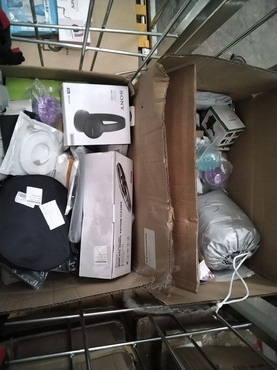 2 BOXES OF ASSORTED HOUSEHOLD ITEMS TO INCLUDE HDMI CABLES, FASHION WATCH AND SONY HEADPHONES