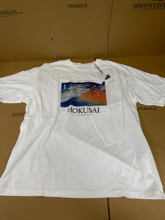 PULL&BEAR HOKUSAI GRAPHIC TEE IN WHITE SIZE XL