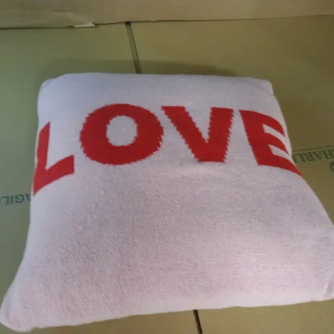 PINK LOVE FILLED CUSHION - 40X40CM