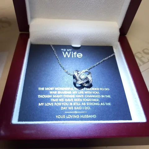 BOXED 'TO MY WIFE' NECKLACE 