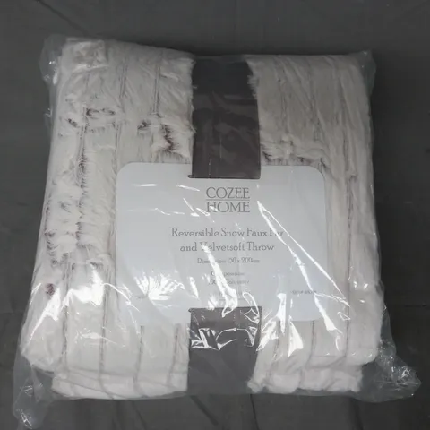 BOXED COZEE HOME REVERSIBLE FAUX FUR AND VELVETSOFT THROW