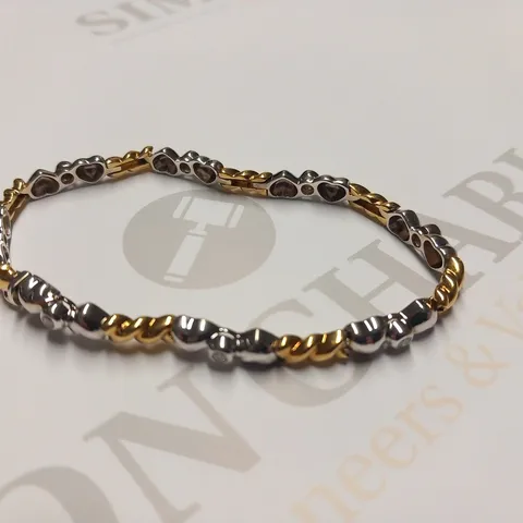 DESIGNER 18CT GOLD DIAMOND SET BRACELET