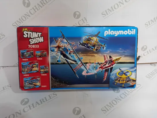 PLAYMOBIL 70833 AIR STUNT SHOW HELICOPTER WITH FILM CREW