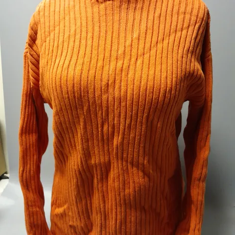 GREAT PLAINS FUNNEL NECK SWEATSHIRT IN ORANGE SIZE 10