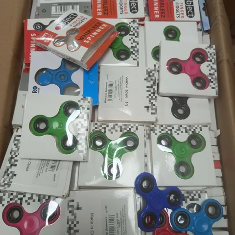 BOX OF APROX 50 FIDGET SPINNERS 