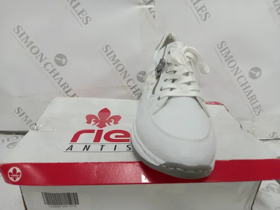 BOXED RIEKER ANTISTRESS WHITE TRAINERS - EUR 41