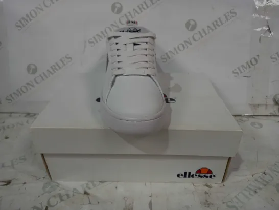 BOXED PAIR OF ELLESSE MEZZALUNA SHOES IN WHITE UK SIZE 4