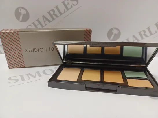 STUDIO | 10 4-IN-1 SKIN PERFECTOR - LIGHT/MEDIUM