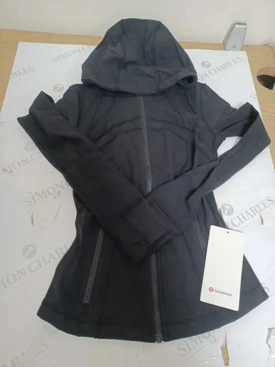 LULUMELON HOODED JACKET SIZE 2