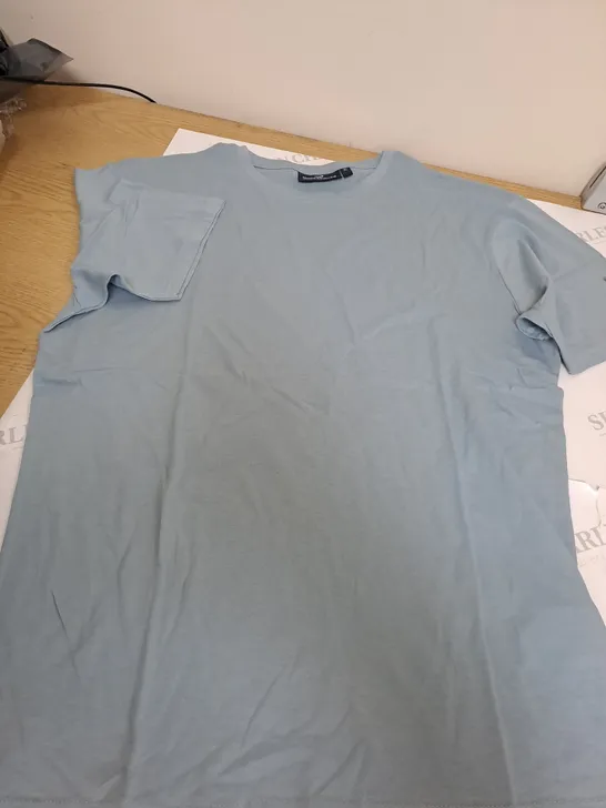 DUCK AND COVER LIGHT BLUE T-SHIRT SIZE XL