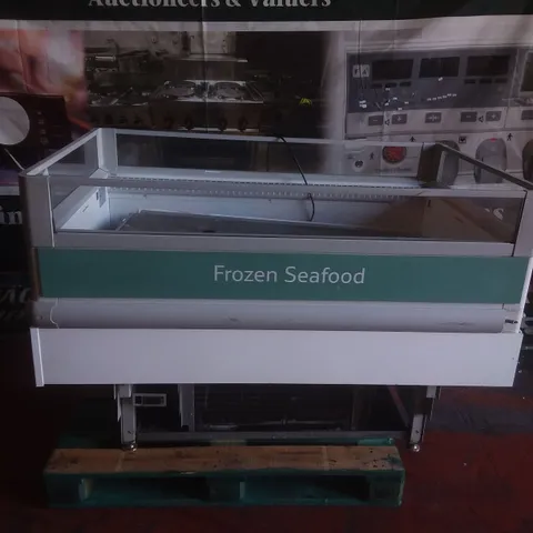 COMMERCIAL GRAB & GRO FREEZER