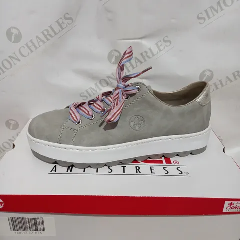 RIEKER GREY FLATFORM TRAINERS - SIZE 7.5