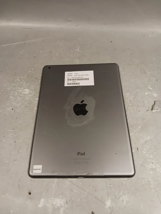 APPLE IPAD AIR SPACE GREY 