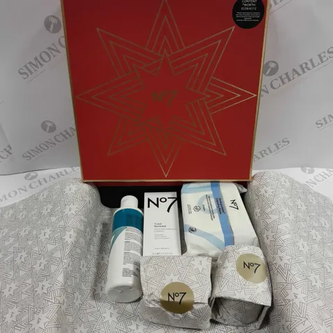 BOXED NO7 THE ULTIMATE SKINCARE COLLECTION 