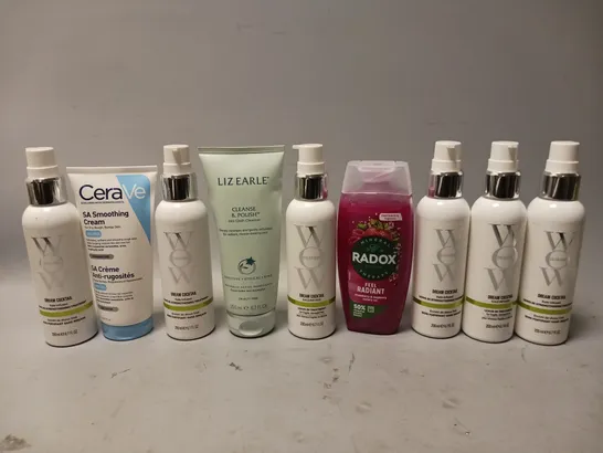 APPROXIMATELY 20 ASSORTED COSMETIC PRODUCTS TO INCLUDE WOW DREAM COCKTAIL, RADOX BODY WASH, AND LIZ EARLE HOT CLOTH CLEANSER ETC. 