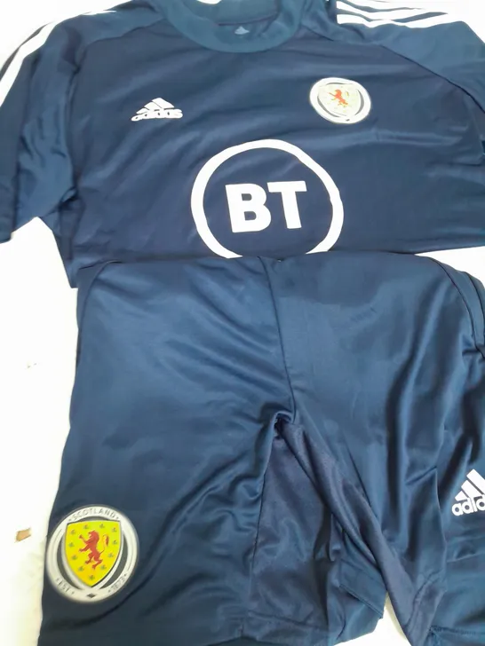 SCOTLAND ADIDAS NAVY BLUE SHORTS AND T-SHIRT SET L/M