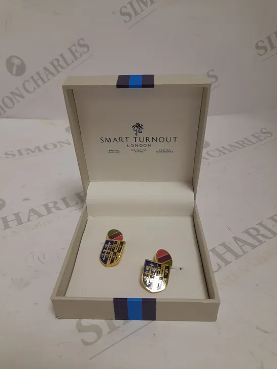 SMART TURNOUT LONDON CUFFLINKS 